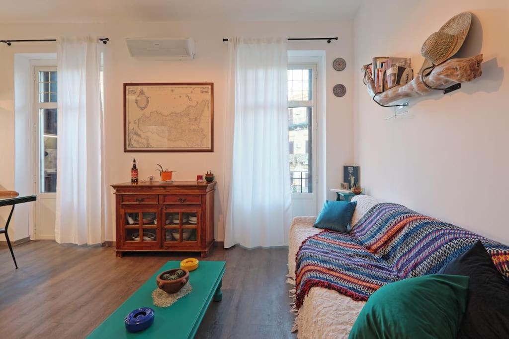 Appartamento La Casuzza Del Borgo - Porto - Politeama Palermo Esterno foto