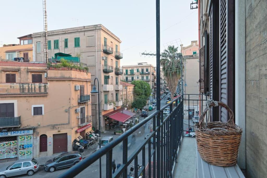 Appartamento La Casuzza Del Borgo - Porto - Politeama Palermo Esterno foto