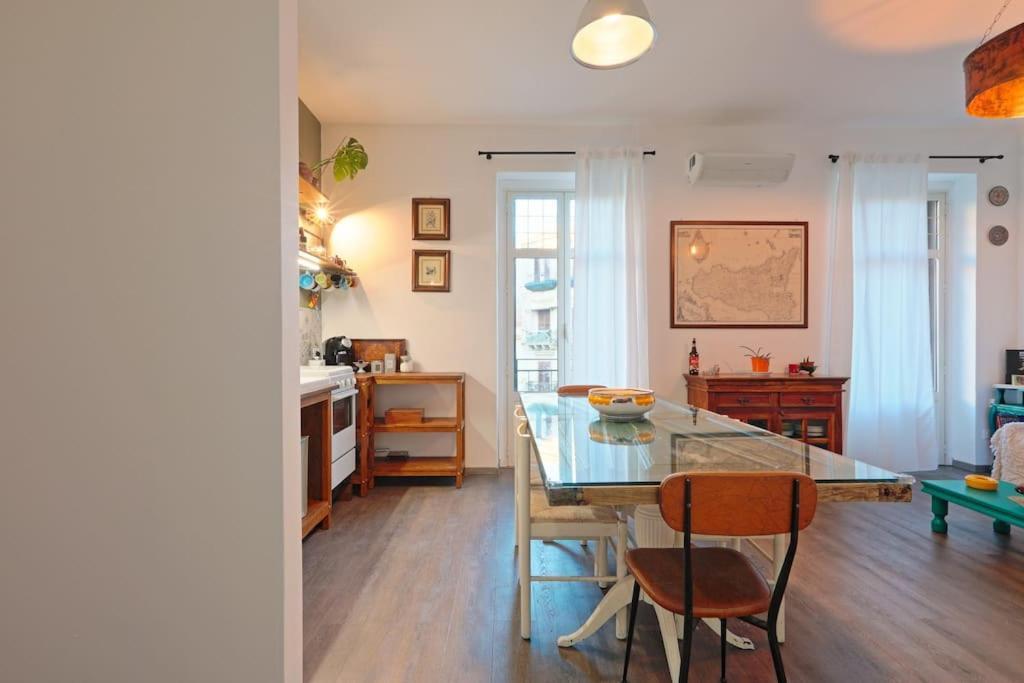 Appartamento La Casuzza Del Borgo - Porto - Politeama Palermo Esterno foto